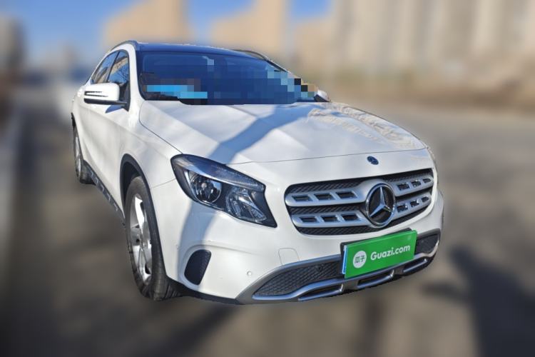 Used Mercedes-Benz GLA 2018 GLA 200 Sport Edition Front Right 45 Deg