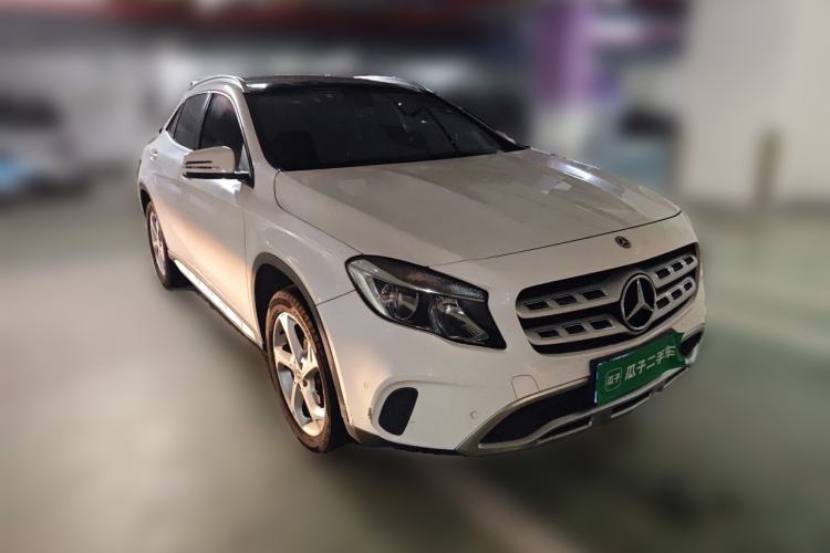 Used Mercedes-Benz GLA 2018 GLA 200 Sport Edition Front Right 45 Deg