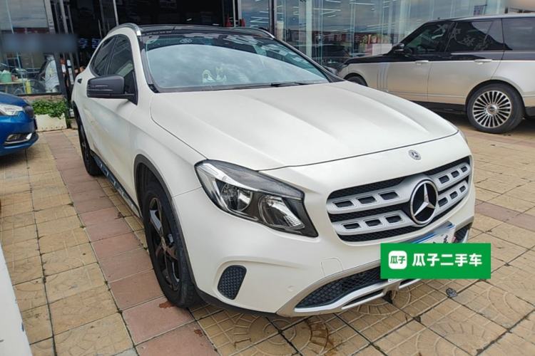 Used Mercedes-Benz GLA 2018 GLA 200 Sport Edition Front Right 45 Deg