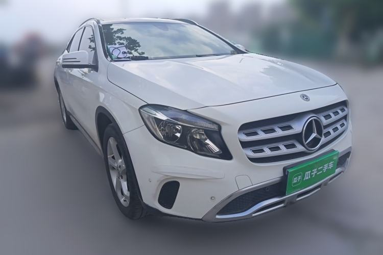 Used Mercedes-Benz GLA 2018 GLA 200 Sport Edition Front Right 45 Deg