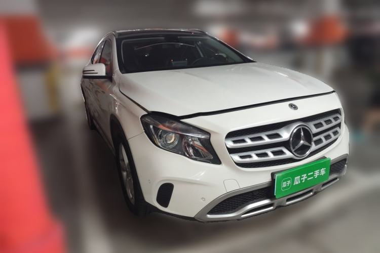 Used Mercedes-Benz GLA 2018 GLA 200 Sport Edition Front Right 45 Deg