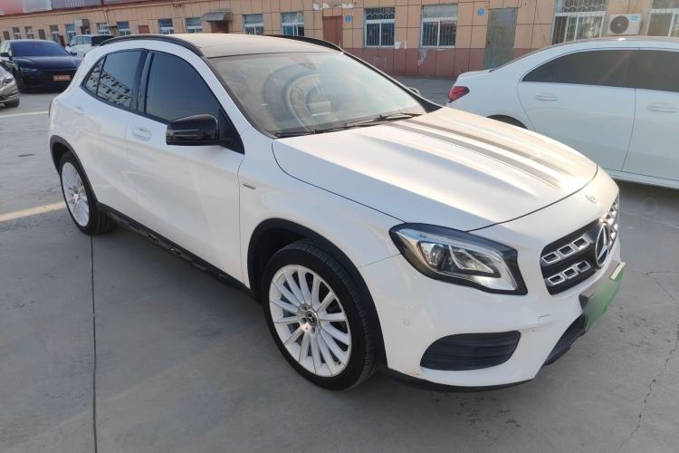 Used Mercedes-Benz GLA 2018 GLA 200 Polar Limited Edition Front Right 45 Deg