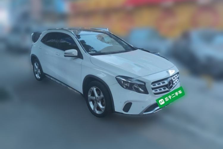 Used Mercedes-Benz GLA 2018 GLA 200 Sport Edition Front Right 45 Deg
