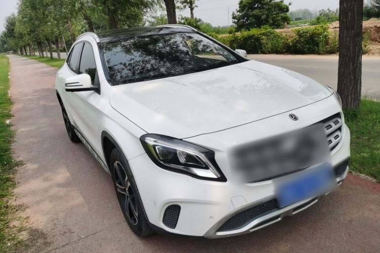 Used Mercedes-Benz GLA 2018 GLA 200 Fashion Model Front Right 45 Deg