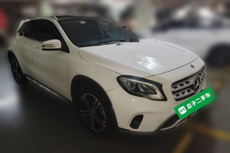 Used Mercedes-Benz GLA 2018 GLA 200 Fashion Model Front Right 45 Deg