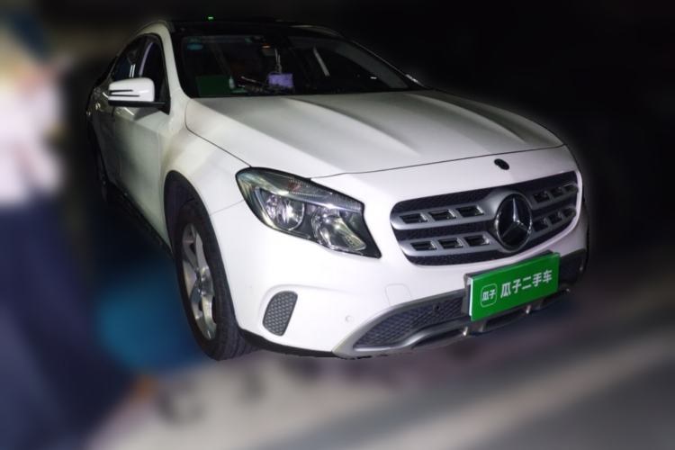 Used Mercedes-Benz GLA 2018 GLA 200 Sport Edition Front Right 45 Deg