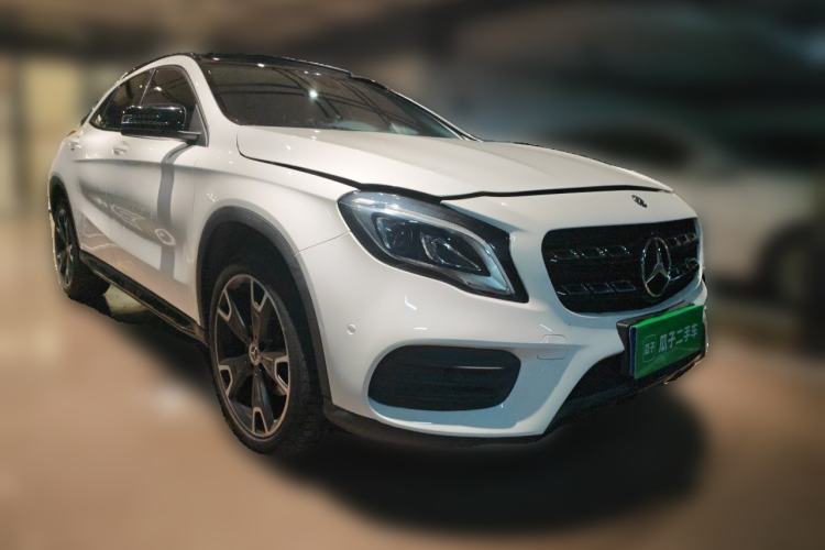 Used Mercedes-Benz GLA 2018 GLA 220 4MATIC Sport Edition Front Right 45 Deg