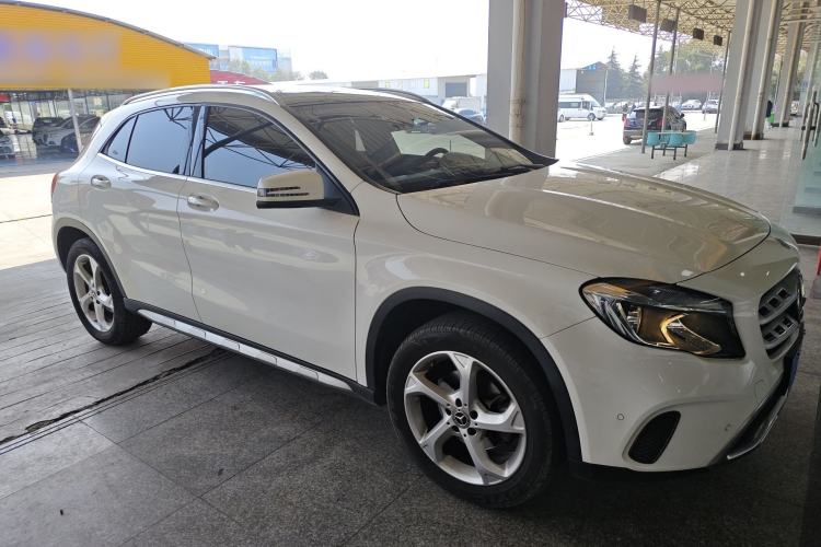 Used Mercedes-Benz GLA 2018 GLA 200 Sport Edition Front Right 45 Deg