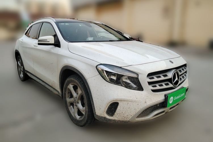 Used Mercedes-Benz GLA 2018 GLA 200 Sport Edition Front Right 45 Deg