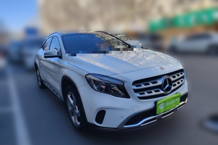 Used Mercedes-Benz GLA 2018 GLA 200 Sport Edition Front Right 45 Deg