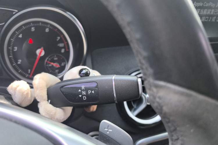 Used Mercedes-Benz GLA 2018 GLA 200 Polar Limited Edition Gear Lever
