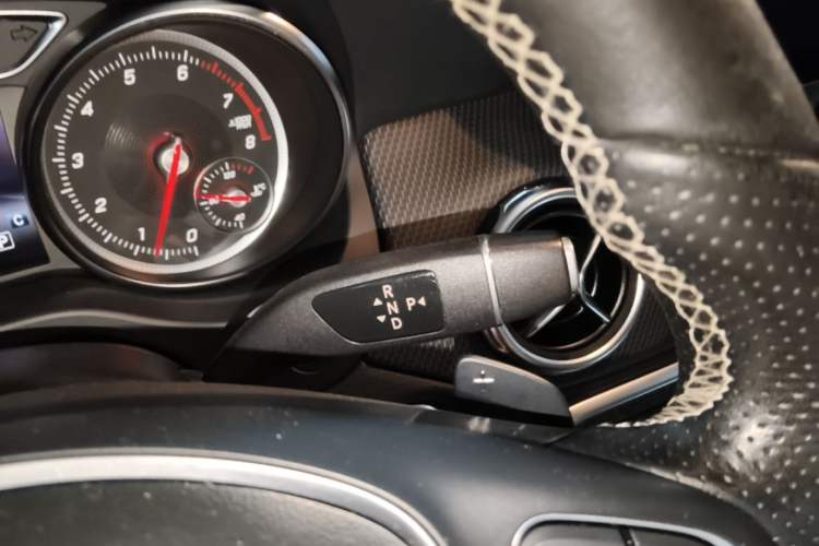 Used Mercedes-Benz GLA 2018 GLA 200 Fashion Model Gear Lever
