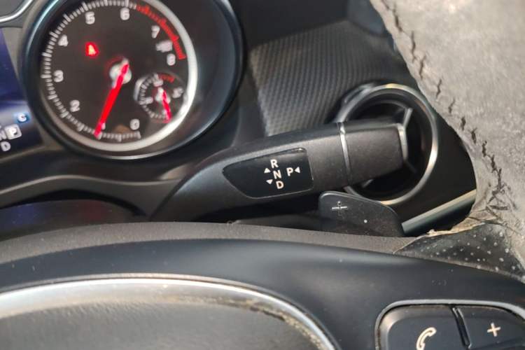 Used Mercedes-Benz GLA 2018 GLA 200 Sport Edition Gear Lever