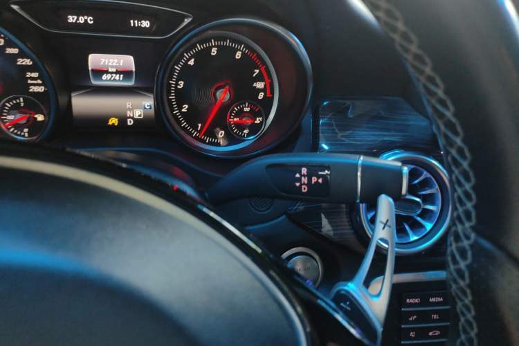 Used Mercedes-Benz GLA 2018 GLA 200 Sport Edition Gear Lever