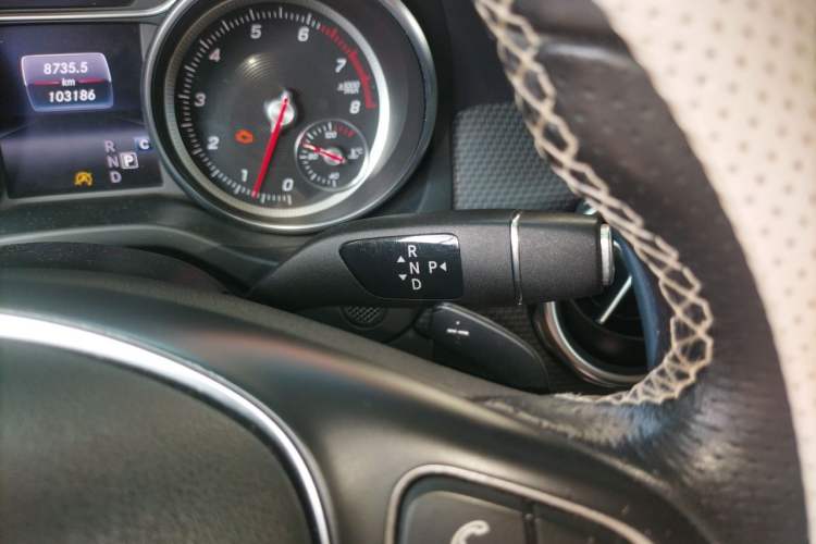 Used Mercedes-Benz GLA 2018 GLA 200 Fashion Model Gear Lever