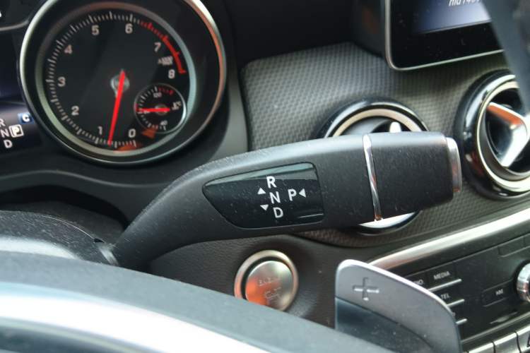 Used Mercedes-Benz GLA 2018 GLA 200 Sport Edition Gear Lever