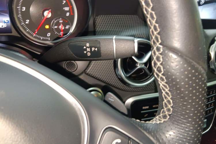Used Mercedes-Benz GLA 2018 GLA 200 Sport Edition Gear Lever