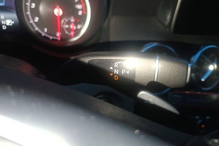 Used Mercedes-Benz GLA 2018 GLA 200 Sport Edition Gear Lever