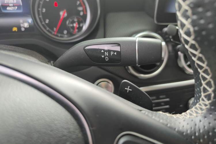 Used Mercedes-Benz GLA 2018 GLA 200 Sport Edition Gear Lever