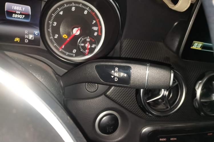 Used Mercedes-Benz GLA 2018 GLA 200 Sport Edition Gear Lever