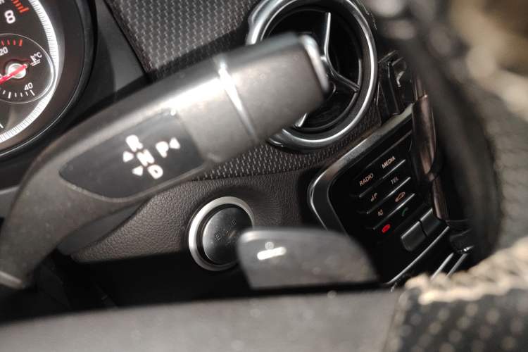 Used Mercedes-Benz GLA 2018 GLA 200 Sport Edition Gear Lever