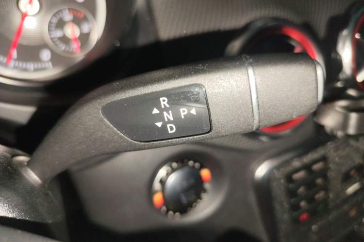 Used Mercedes-Benz GLA 2018 GLA 200 Sport Edition Gear Lever