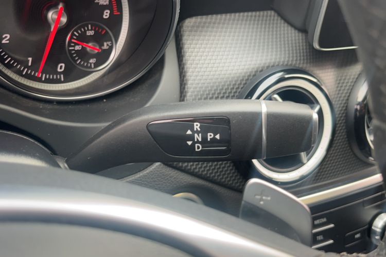 Used Mercedes-Benz GLA 2018 GLA 200 Sport Edition Gear Lever