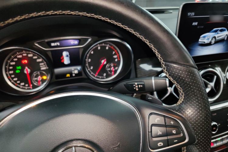 Used Mercedes-Benz GLA 2018 GLA 200 Sport Edition Gear Lever