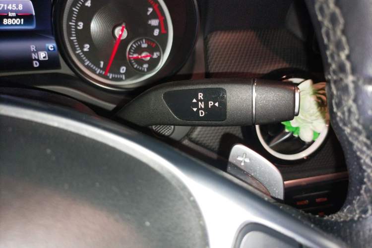 Used Mercedes-Benz GLA 2018 GLA 200 Sport Edition Gear Lever
