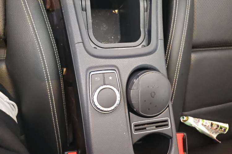 Used Mercedes-Benz GLA 2018 GLA 200 Sport Edition Gear Lever