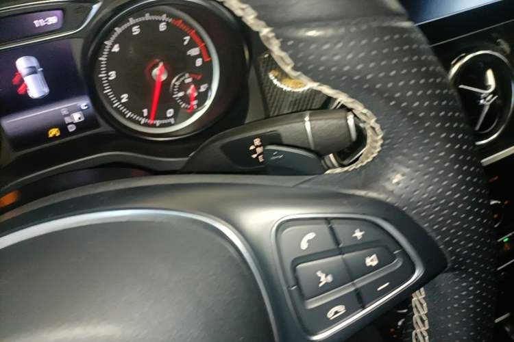 Used Mercedes-Benz GLA 2018 GLA 200 Fashion Model Gear Lever