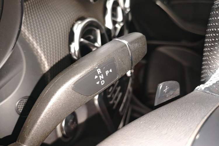 Used Mercedes-Benz GLA 2018 GLA 200 Sport Edition Gear Lever