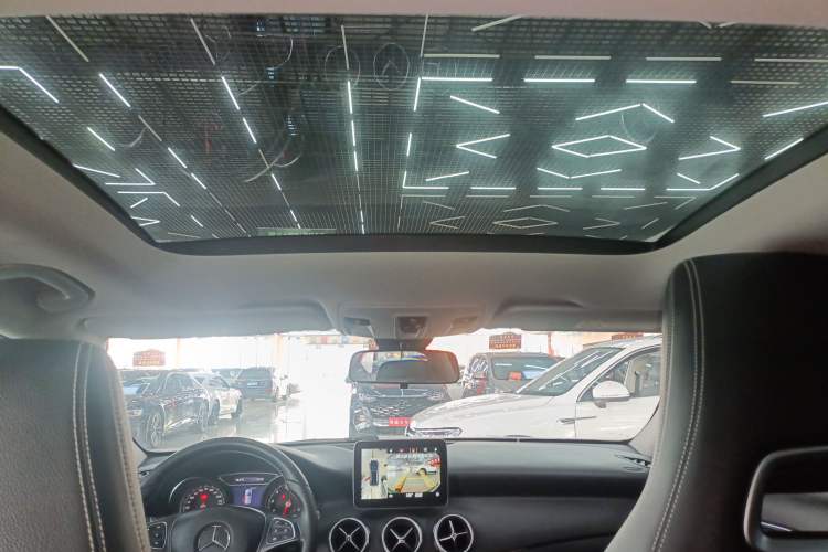 Used Mercedes-Benz GLA 2018 GLA 200 Sport Edition Headliner