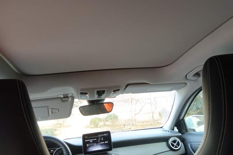 Used Mercedes-Benz GLA 2018 GLA 200 Sport Edition Headliner