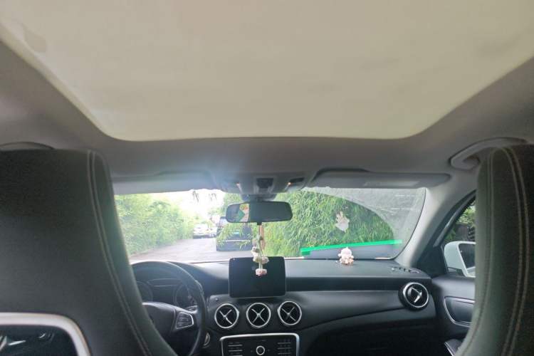Used Mercedes-Benz GLA 2018 GLA 200 Sport Edition Headliner