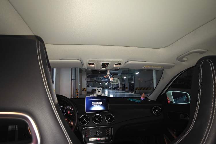 Used Mercedes-Benz GLA 2018 GLA 200 Sport Edition Headliner