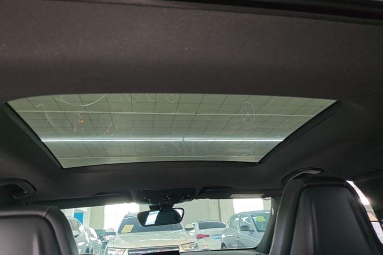 Used Mercedes-Benz GLA 2018 GLA 200 Polar Limited Edition Headliner