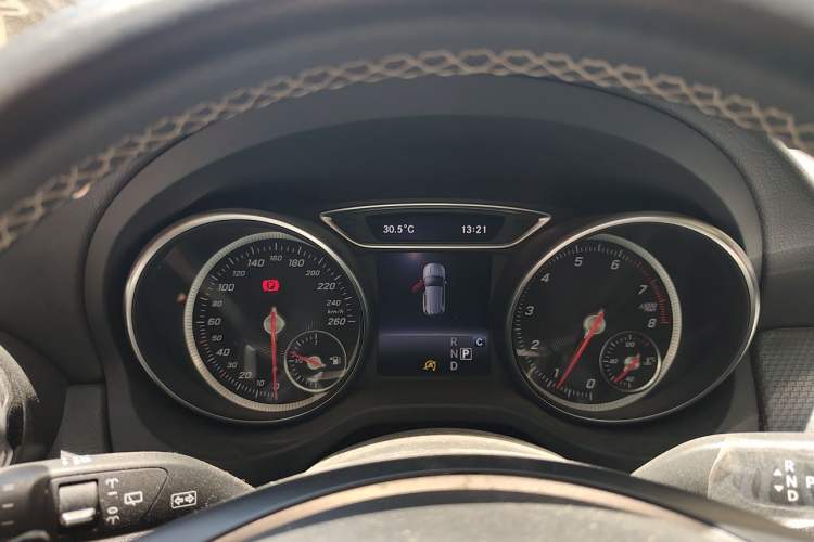 Used Mercedes-Benz GLA 2018 GLA 200 Sport Edition Instrument Cluster