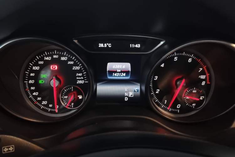 Used Mercedes-Benz GLA 2018 GLA 200 Fashion Model Instrument Cluster