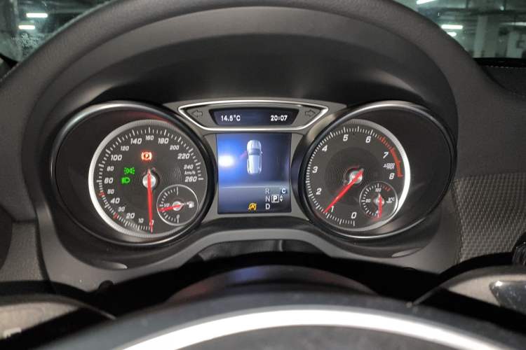 Used Mercedes-Benz GLA 2018 GLA 200 Fashion Model Instrument Cluster