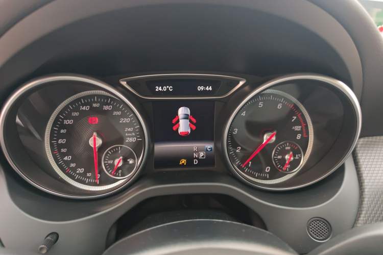 Used Mercedes-Benz GLA 2018 GLA 200 Fashion Model Instrument Cluster