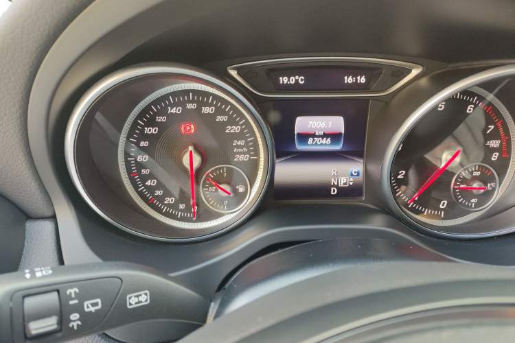 Used Mercedes-Benz GLA 2018 GLA 200 Fashion Model Instrument Cluster