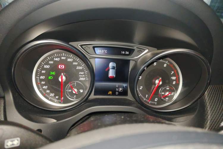Used Mercedes-Benz GLA 2018 GLA 200 Fashion Model Instrument Cluster