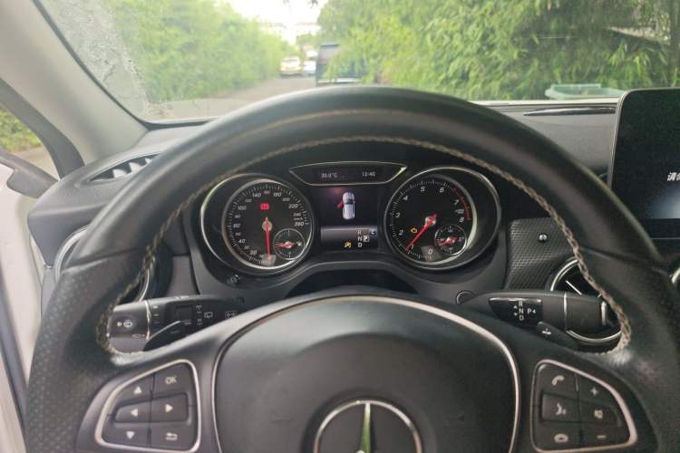 Used Mercedes-Benz GLA 2018 GLA 200 Sport Edition Instrument Cluster