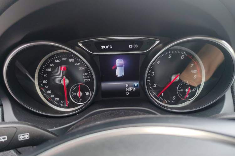 Used Mercedes-Benz GLA 2018 GLA 200 Fashion Model Instrument Cluster