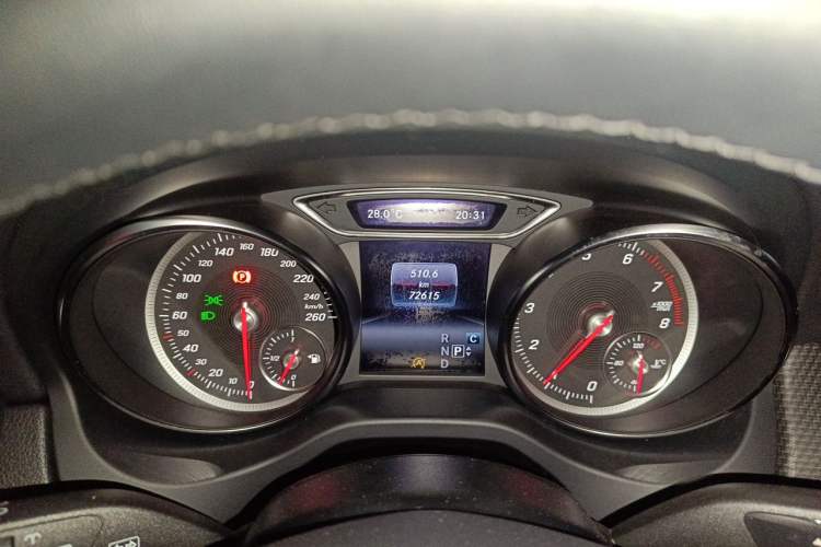 Used Mercedes-Benz GLA 2018 GLA 200 Sport Edition Instrument Cluster
