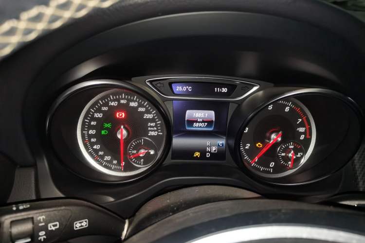 Used Mercedes-Benz GLA 2018 GLA 200 Sport Edition Instrument Cluster