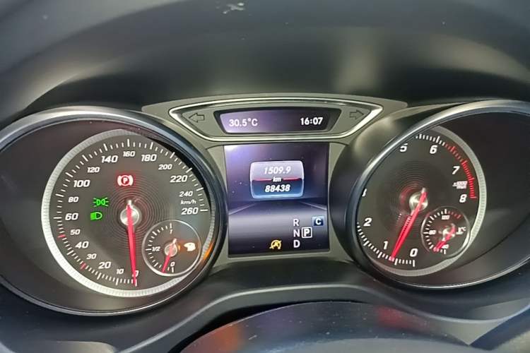 Used Mercedes-Benz GLA 2018 GLA 200 Fashion Model Instrument Cluster