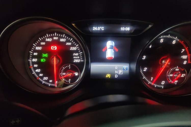 Used Mercedes-Benz GLA 2018 GLA 220 4MATIC Sport Edition Instrument Cluster