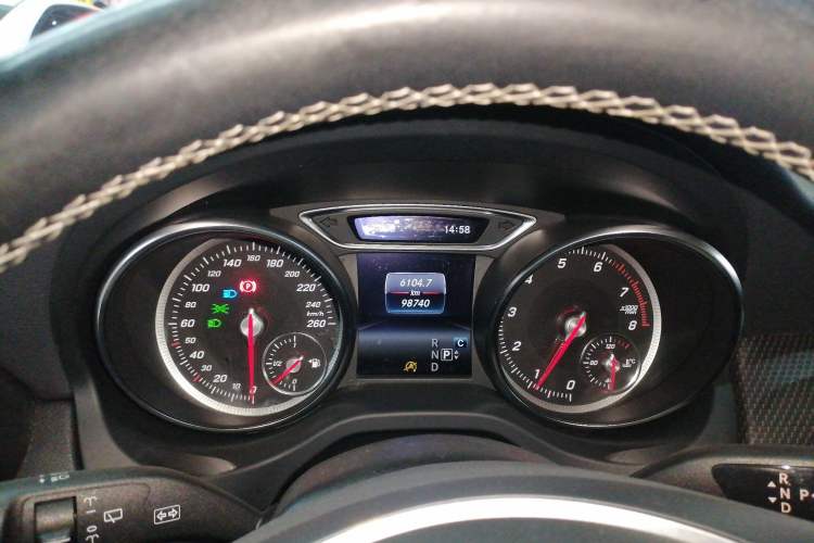 Used Mercedes-Benz GLA 2018 GLA 220 4MATIC Sport Edition Instrument Cluster